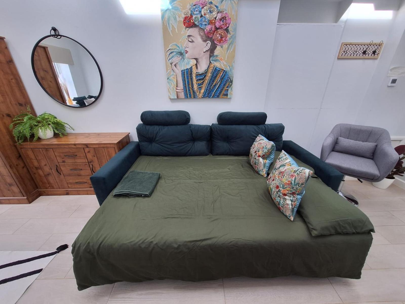 New, Stylish Studio Flat With Private Patio And Free On-Street Parking Check Out At 11Am Bournemouth Buitenkant foto